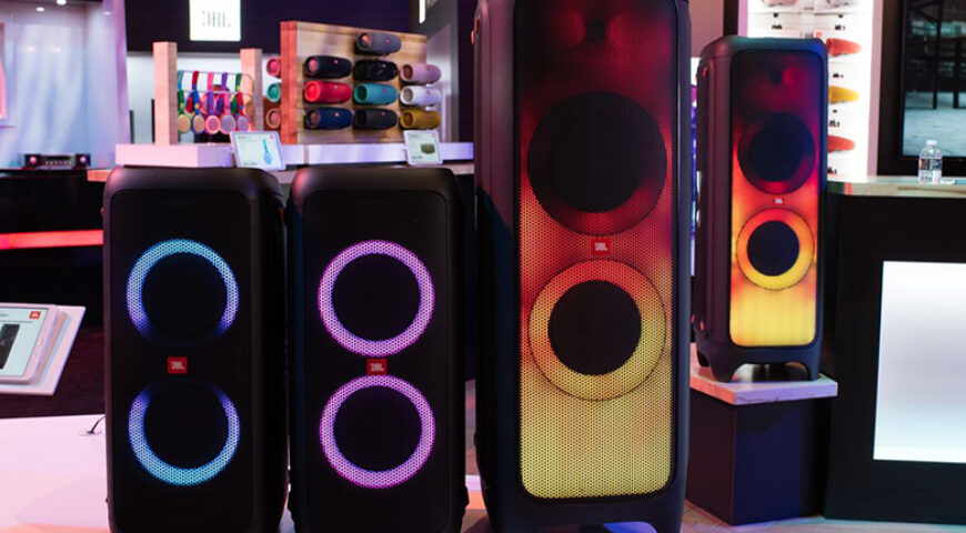 Đánh giá Loa JBL PartyBox 300 và JBL PartyBox 1000 chi tiết nhất