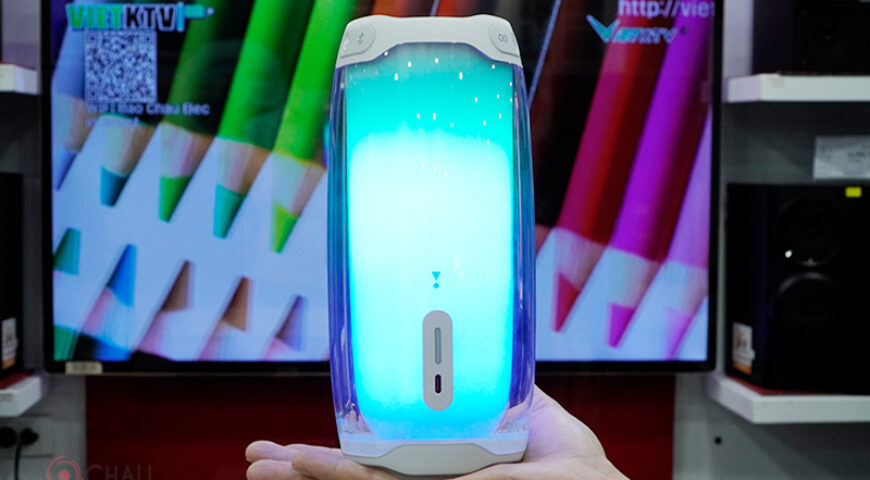 Loa JBL Pulse 4: Thiết kế tuyệt tác, Pin 12h, đèn LED 360 độ độc đáo